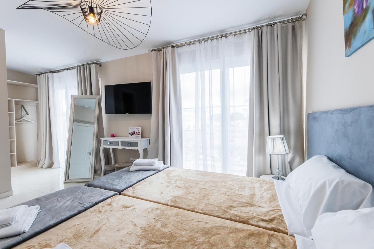 Residencia Deportiva Rozarossa Otel Estepona Dış mekan fotoğraf