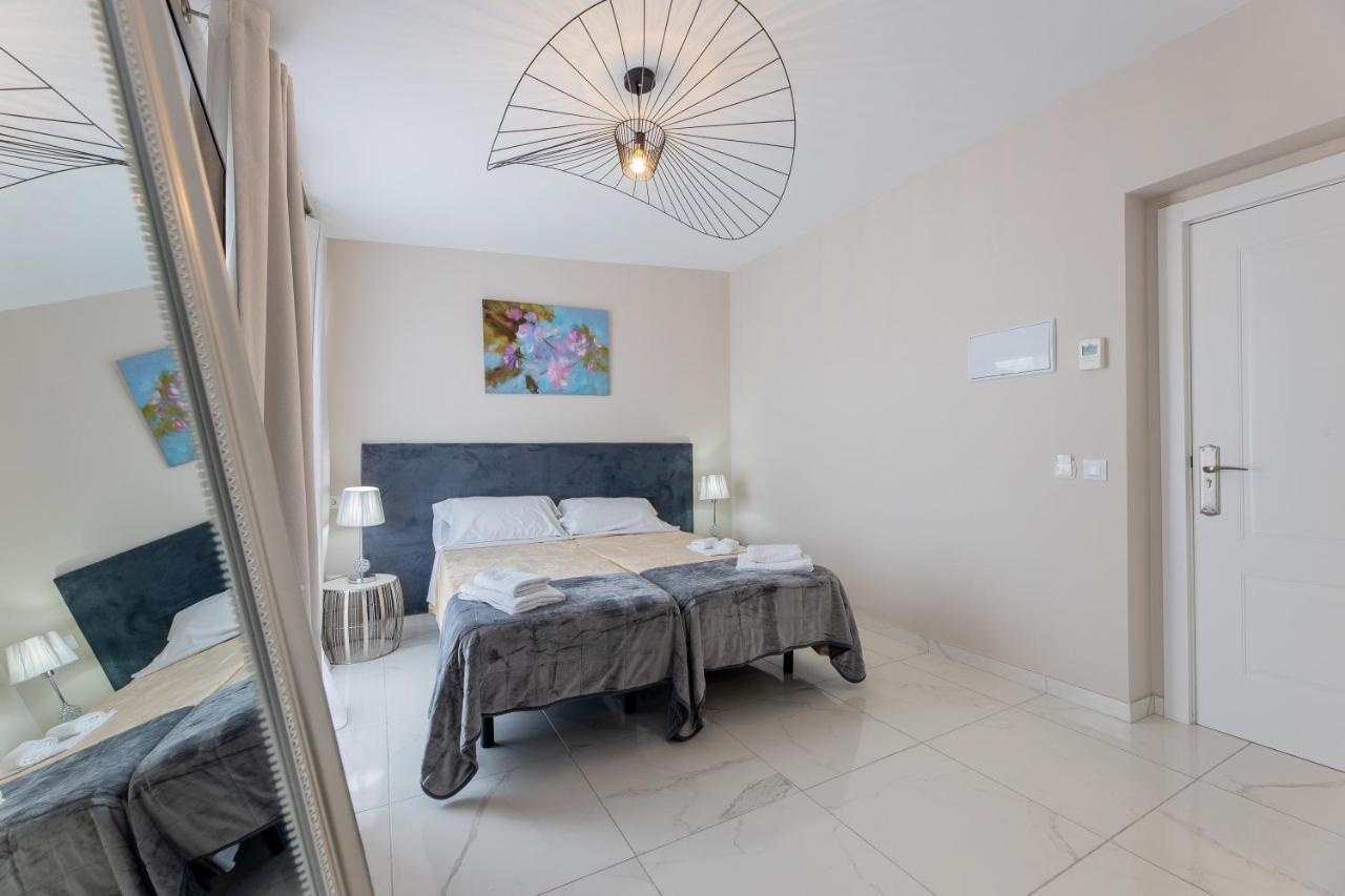 Residencia Deportiva Rozarossa Otel Estepona Dış mekan fotoğraf