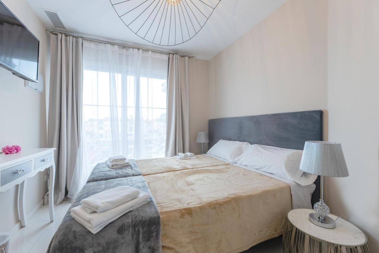 Residencia Deportiva Rozarossa Otel Estepona Dış mekan fotoğraf
